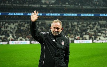 "Beşiktaş'ın 3. Zafer Peşinde: Kocaelispor Karşılaşmasında Olası Onbir ve Maç Detayları"