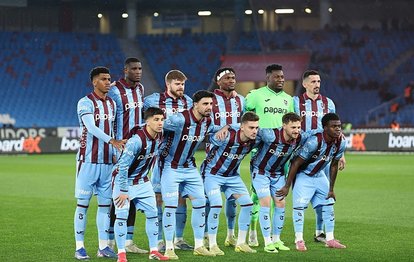 "Tekke ve Uçar'ın Çekişmesi: Trabzonspor Rizespor Maçının Perde Arkası"